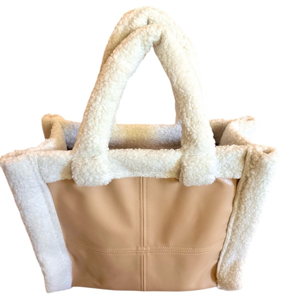 *NWOT* Pink Lily - Women's Sherpa Hand Bag Purse Tote - Picture 1 of 6